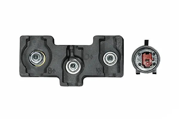 ALTERNATOR                           8EL Hella 