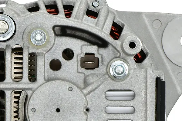 ALTERNATOR                           8EL Hella 