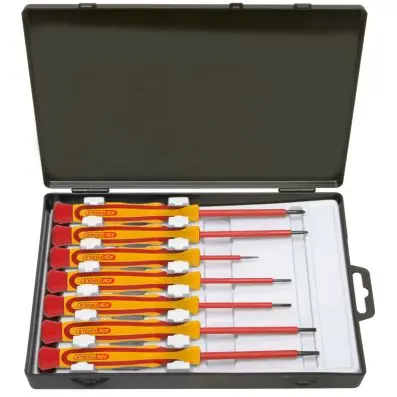 Precision mechanics screwdriver with pro tective insulation for Phillips screws P 
