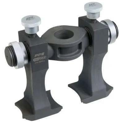Universal tool for compact wheel bearing assembly 
