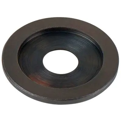 Blade retainer 