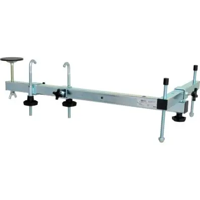 Universal engine supporting beam 
