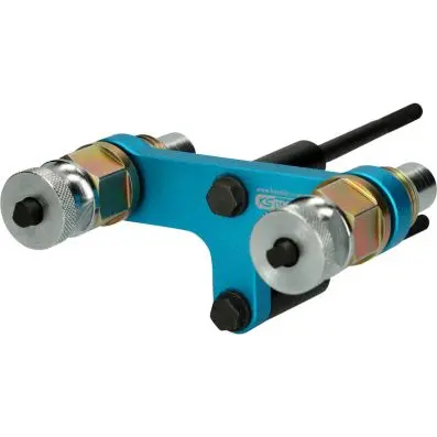 Injection nozzle assembly and disassembl y tool for BMW N20, N26 and N55 