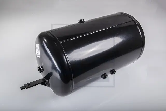 Trykklufttank med brakett 80L 396X743 Capacity [Litre] 80 PE Automotive 