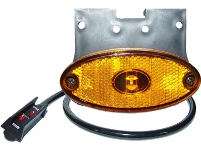 LED Sidemarker Lamp FLATPOINT II 24 volt cable 0,5m + P&R connector, 90° bracket 