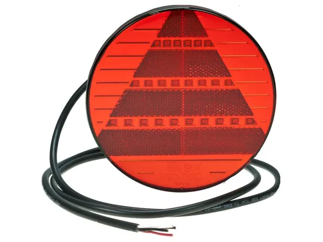 LED Rear Combination Lamp PRO-DISC 12/24V, cable 1,8m, with triangle reflex 