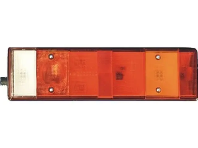 Rear Combination Lamp MAN/Reanult/DAF right, lateral connector 