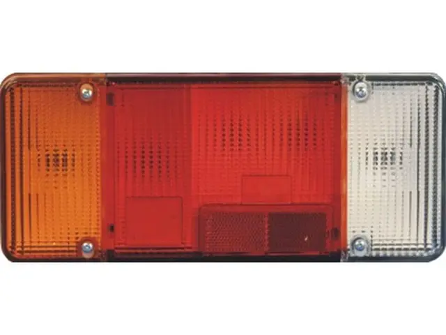 Lens IVECO - Daily Eurocargo, left, reversing lamp 