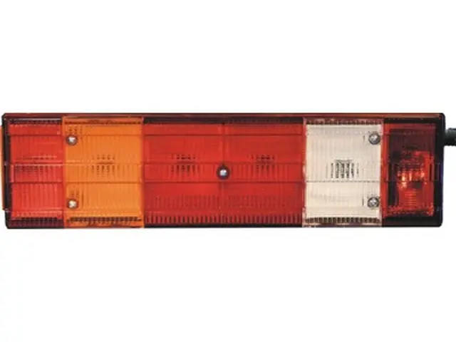 Rear Combination Lamp MERCEDES BENZ left with numberplate lamp 