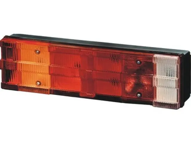 Rear Combination Lamp MERCEDES BENZ left with numberplate lamp, PG-screw 