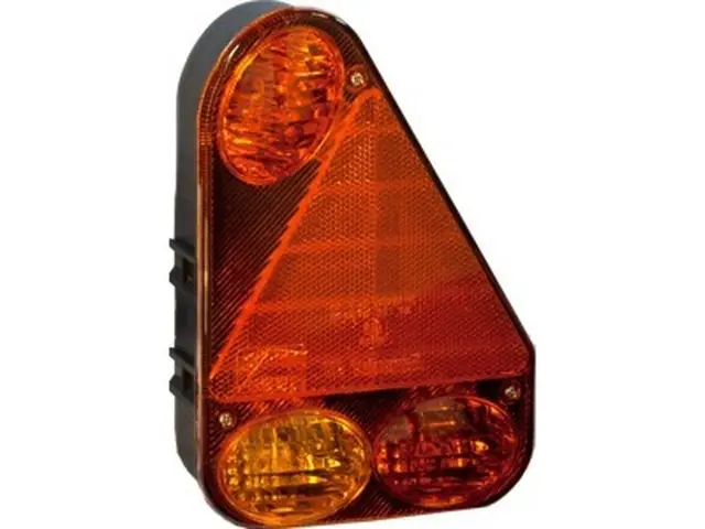 Rear Combination Lamp EARPOINT III right 