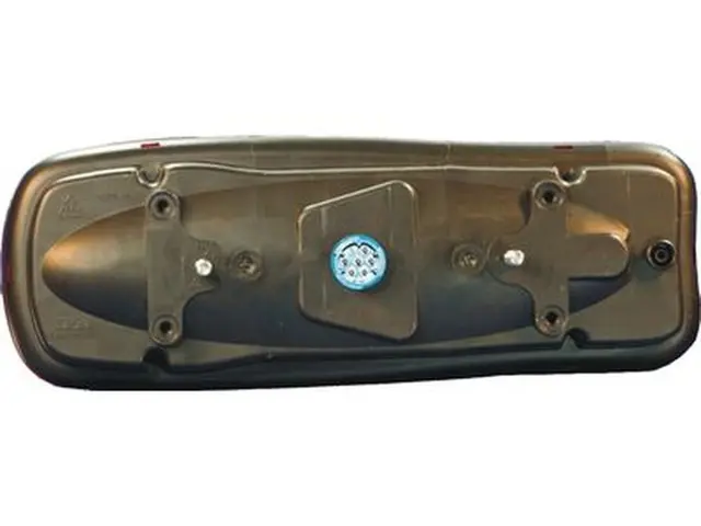 Rear Combination Lamp RENAULT / NISSAN / right, with reflector, AMP connector 