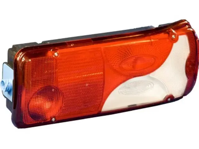 Rear Combination Lamp LC8 SCANIA right 