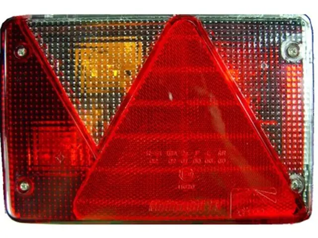 Rear Combination Lamp MULTIPOINT IV left 