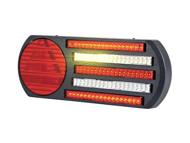 LED Rear Combination Lamp PRO-5 right cable 2,0m, 24V 