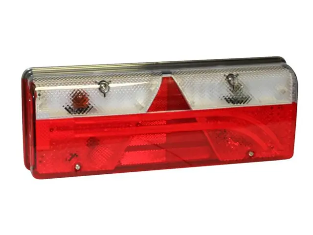 Rear Combination Lamp EUROPOINT III left 7-pole con. 