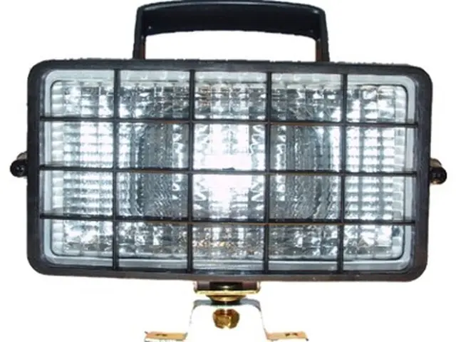 H3-Work Lamp 178x148 