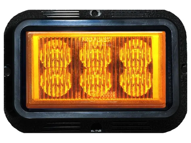 LED Beacon PRO-STROBE 12/24V cable 1,8m, amber, surface mount 