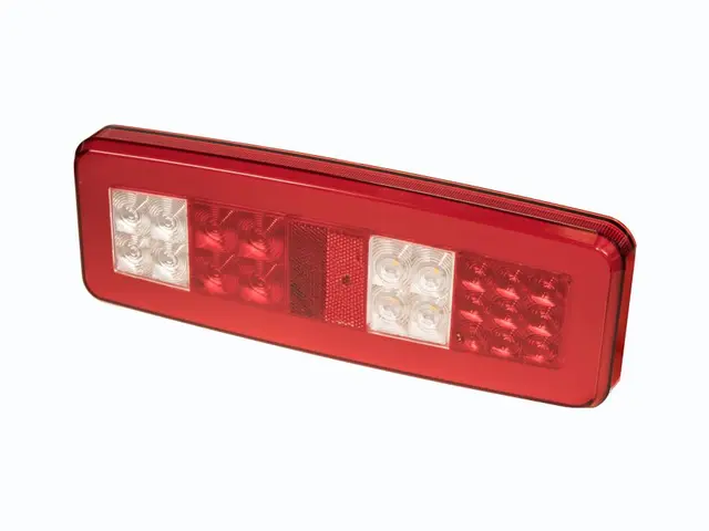LED Heckleuchte PRO-ROAD LG 5F 12/24V, Kabel 0,5m, ECE, EMV, ADR, Licht 