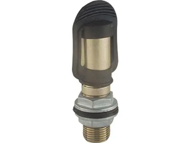 Pole Mount Bracket screw fixing 