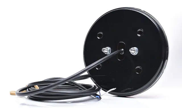 BAKLYSLAMPE LED 3 FUNKSJONER Strands Lighting Division 