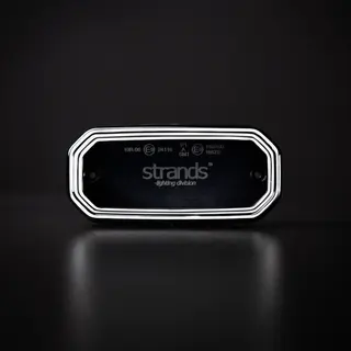 Markeringslys hvit, mørk linse FOR9T Strands Lighting division