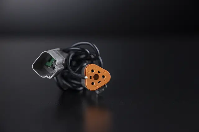 Kabel m/kontakter DT-3 til DT-2 Strands 