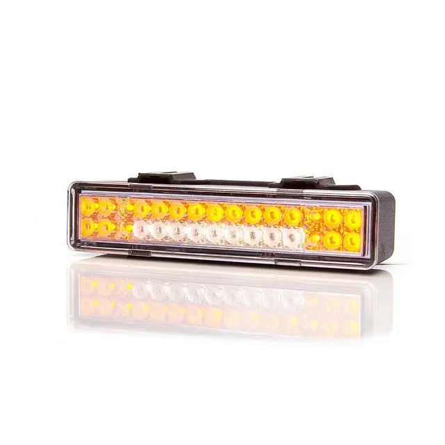 Pos/BLINKLYS  9+21 LED. Strands Lighting Division 