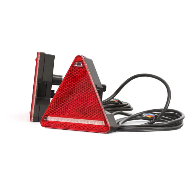 BAKLYSLAMPER MED REFLEKS Strands Lighting Division 