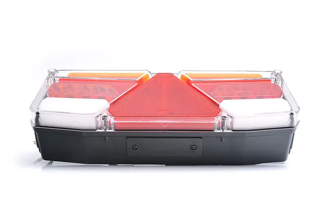 BAKLYSLAMPE VENSTRE SLÄP Strands Lighting Division 