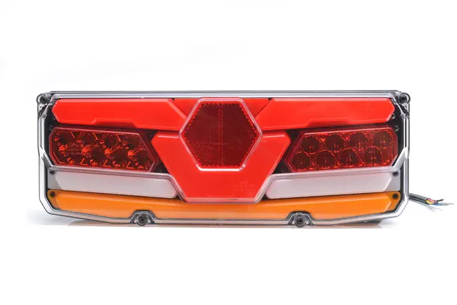 BAKLYSLAMPE VENSTRE BIL Strands Lighting Division 
