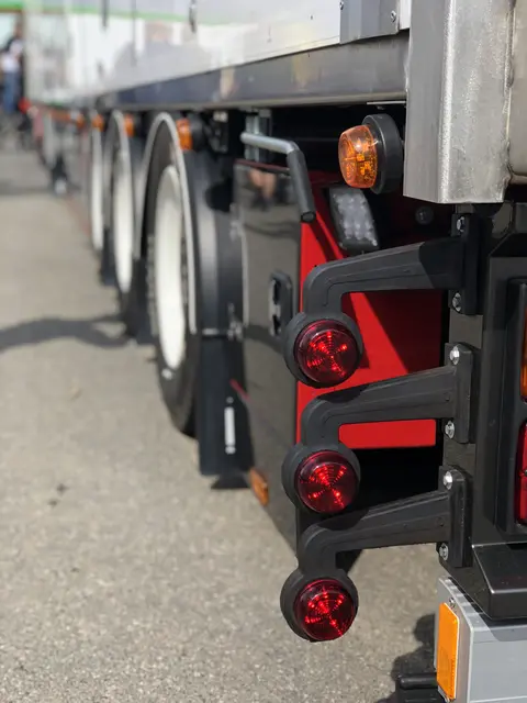 VIKING POS.LYKT RØD, KLAR LINS  6 LED. Strands Lighting Division 