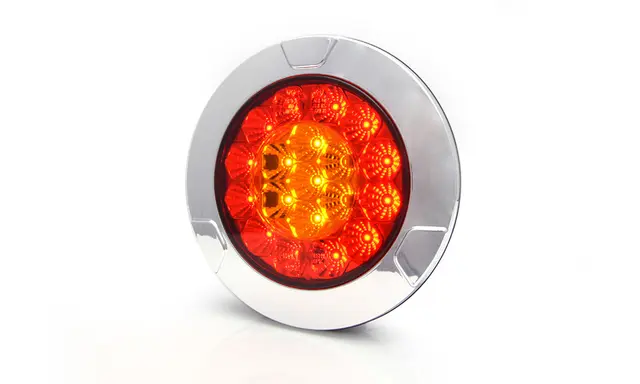 BAKLYSLAMPE LED 3 FUNKSJONER Strands Lighting Division 