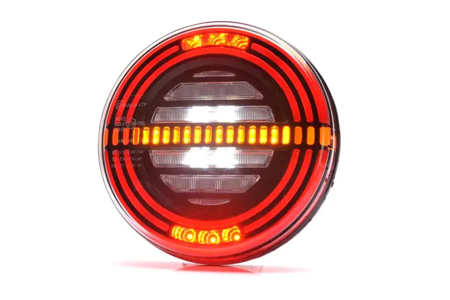 BAKLYSLYS 5 FUNKSJONER LED UNIVERSAL Strands Lighting Division 