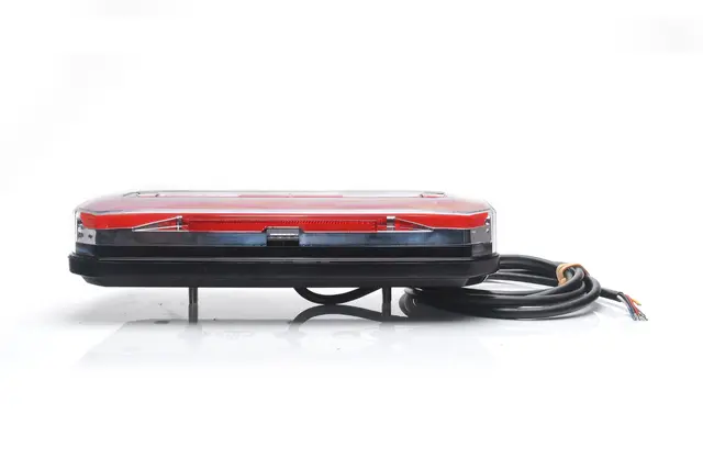 BAKLYSLYS 5 FUNKSJONER LED - VENSTRE Strands Lighting Division 