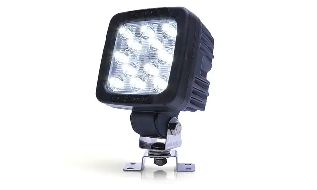 ARBEIDSLYS MED DT-STIK Strands Lighting Division 