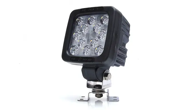 ARBEIDSLYS MED DT-STIK Strands Lighting Division 
