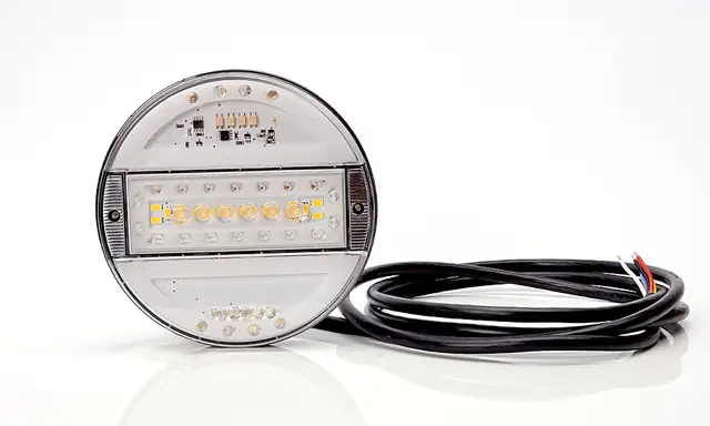 RUND LED 5 FUNKSJONER Strands Lighting Division 