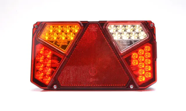 BAKLYSLAMPE 5 FUNKSJONER LED VENSTRE Strands Lighting Division 