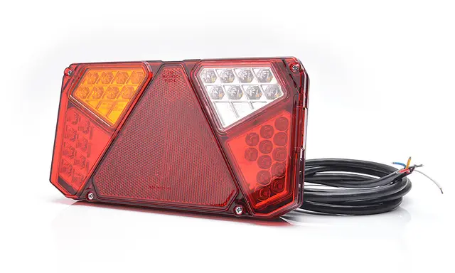 BAKLYSLAMPE 5 FUNKSJONER LED VENSTRE Strands Lighting Division 