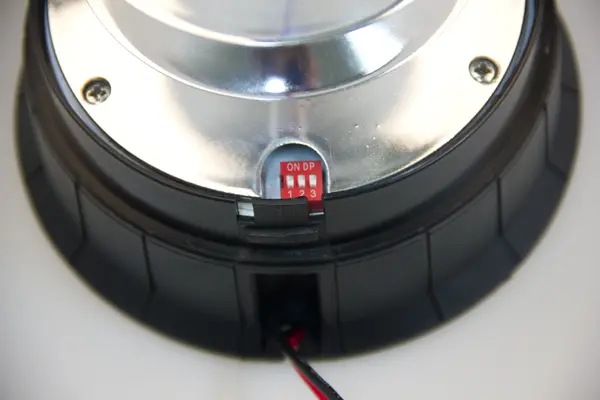 VARSELLYS LED FLATMONTERING Strands Lighting Division 