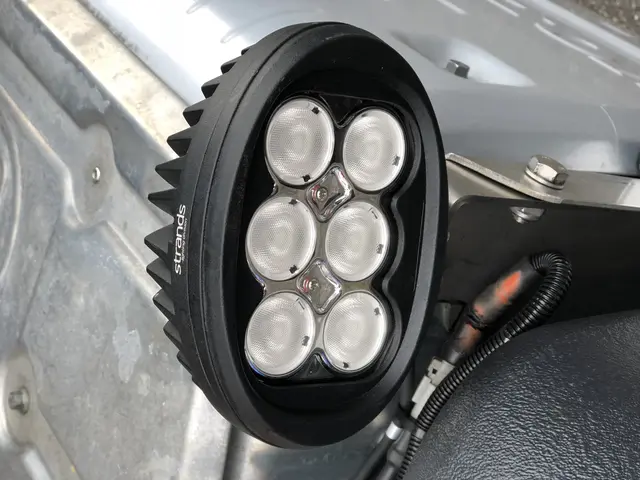ARBEIDSLYS LED 51,5W Strands Lighting Division 