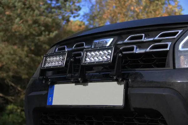 LED BAR 8" Strands Lighting Division 