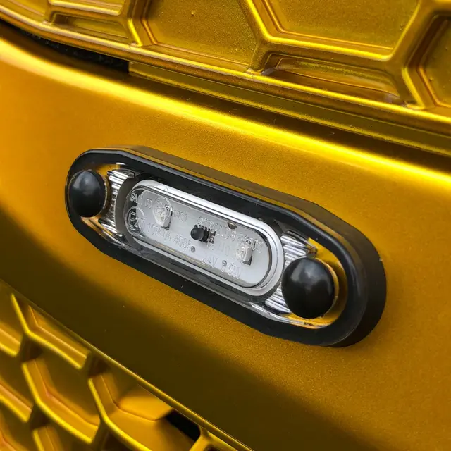 POSISJONSLYKT SLD HVIT LED, HVIT GLASS. Strands Lighting Division 