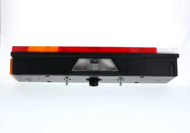 LC7 Iveco left  with number plate functi Vignal 